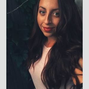 Meet your Posher, Katelyn